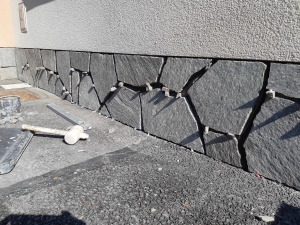 fugiranje kamna na coklu